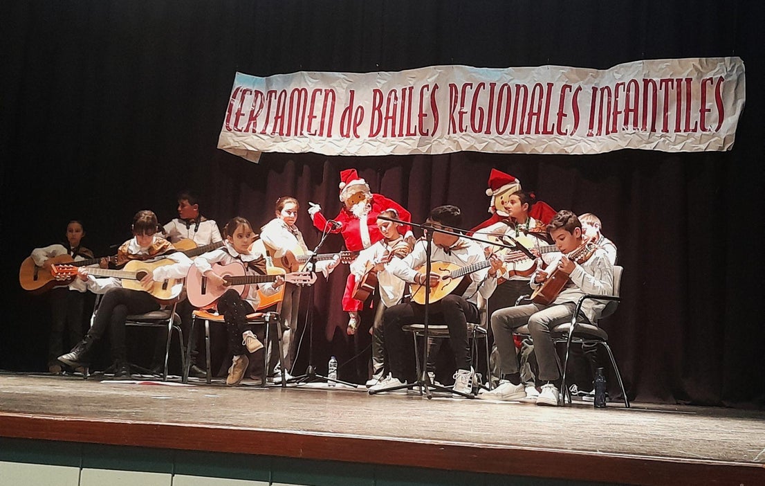 Papá Noel cierra la primera parte del programa navideño