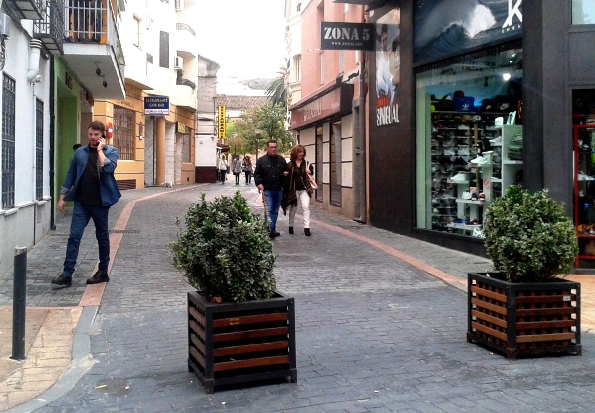Acceso a la zona peatonal del entorno del Jardincillo