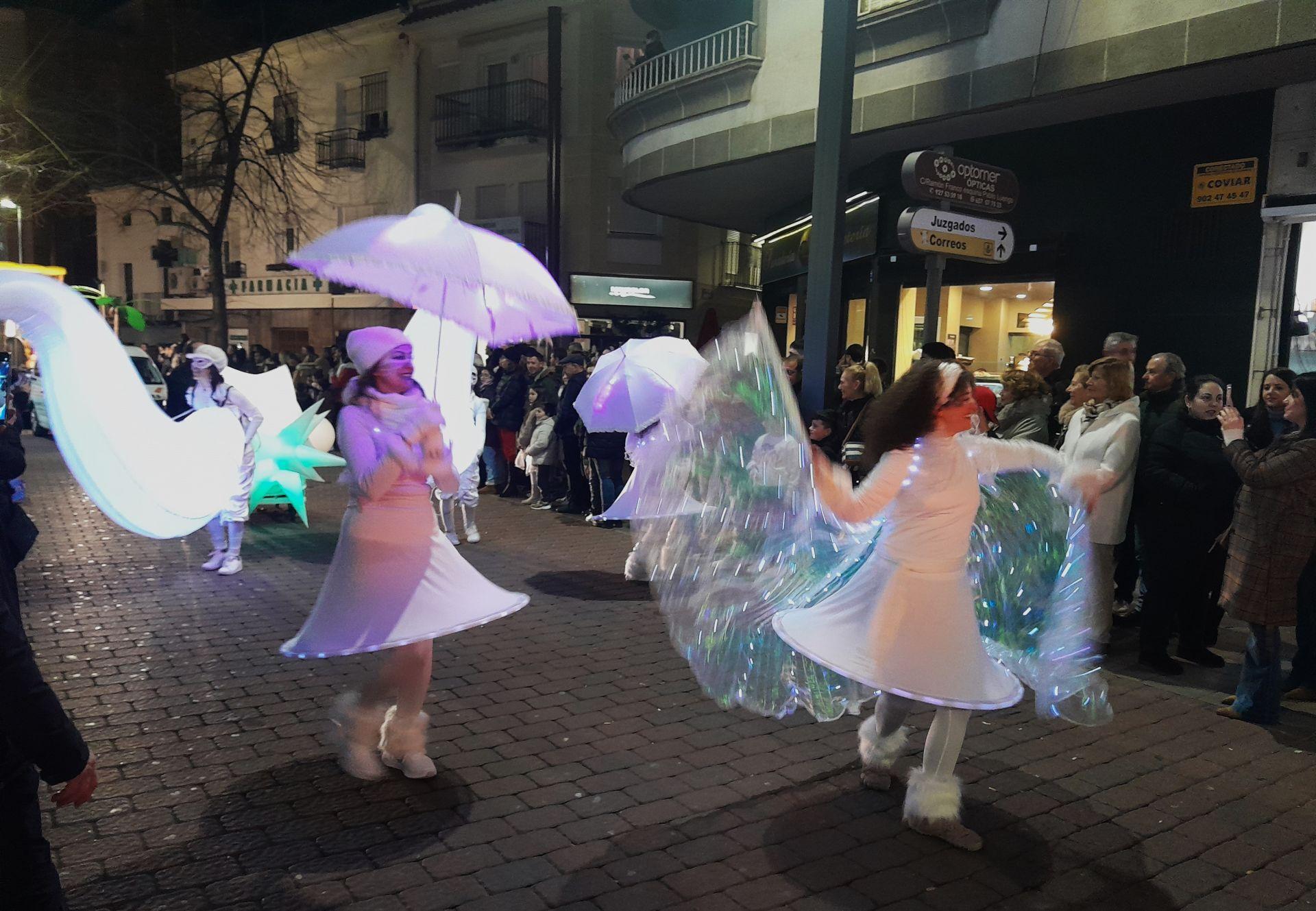 Los Reyes Magos adelantan un día la tradicional cabalgata
