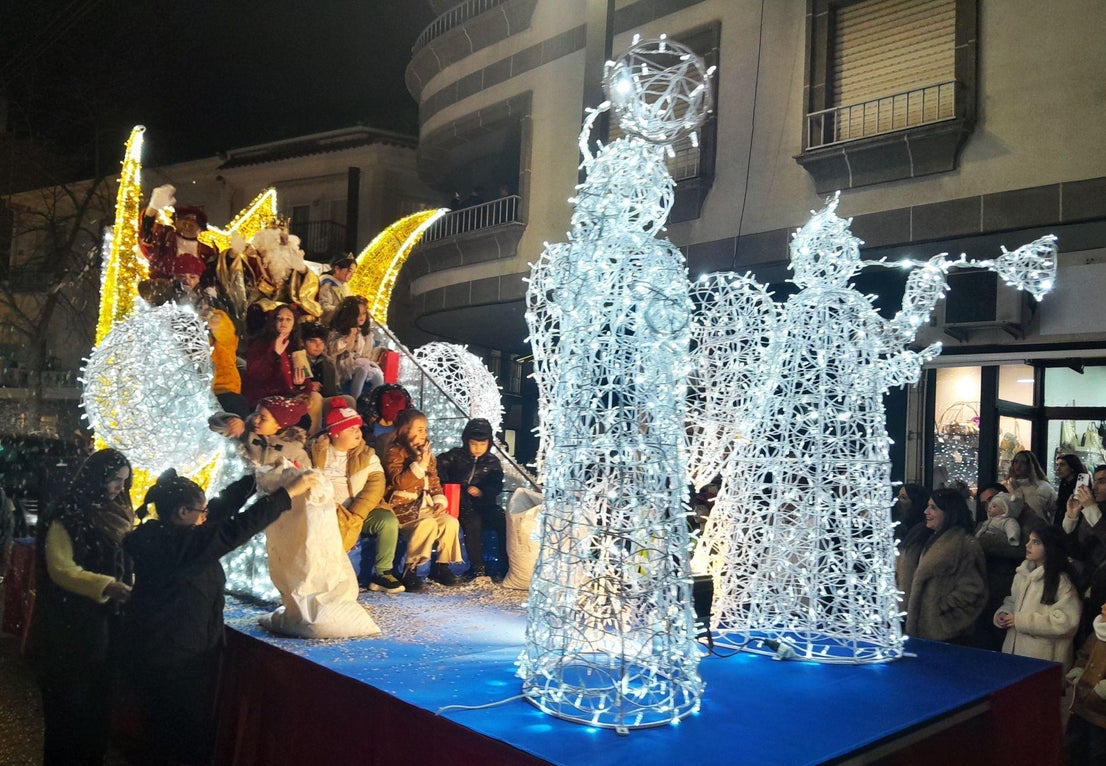 Los Reyes Magos adelantan un día la tradicional cabalgata