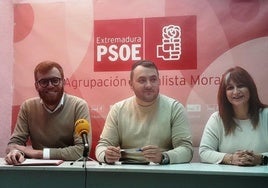 Medinabeitia, Encinas y Medina en la sede local del PSOE