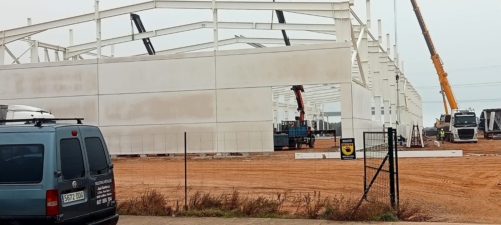 Trabajos durante la construcción de la planta