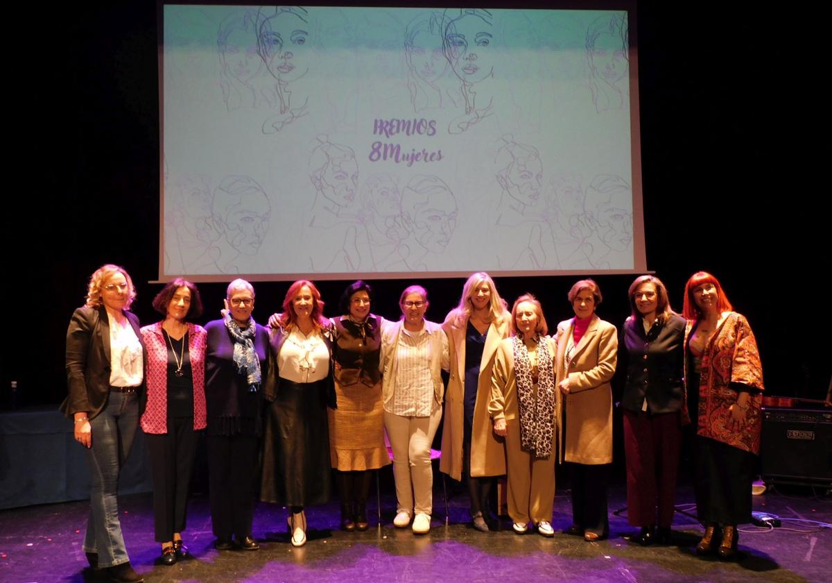 Emotiva entrega de los Premios 8 Mujeres