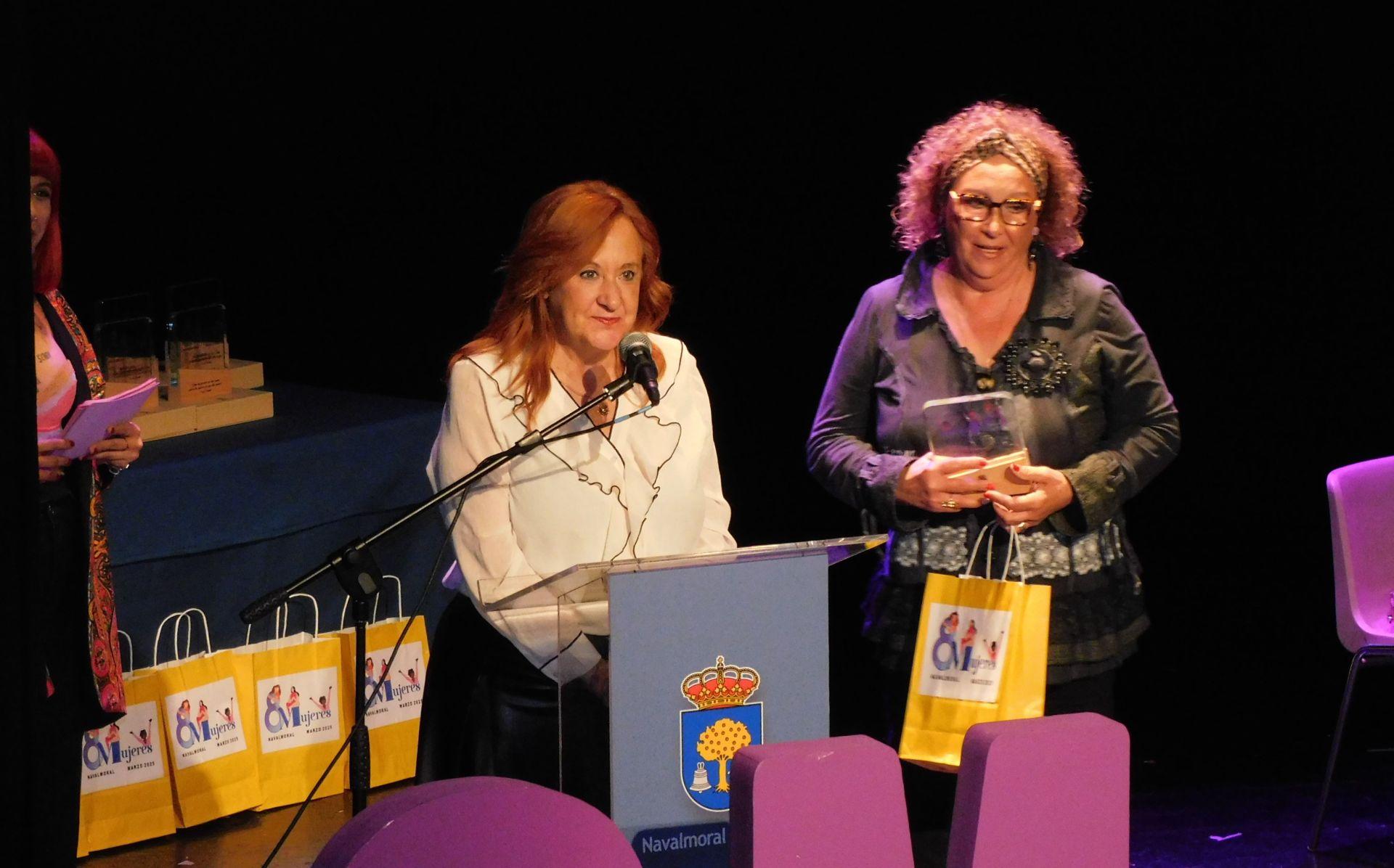 Emotiva entrega de los Premios 8 Mujeres