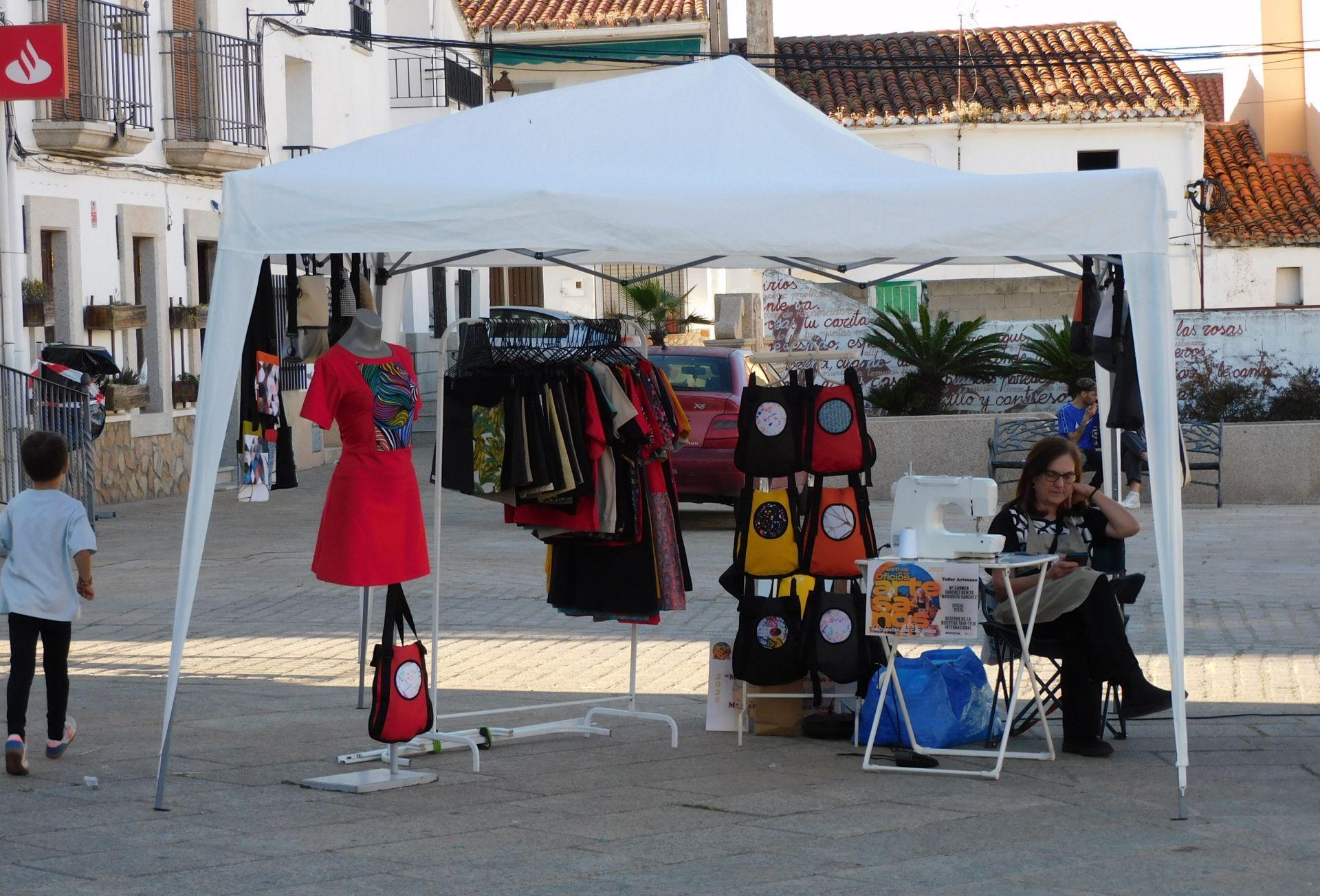 Los oficios artesanos se dan cita en Almaraz