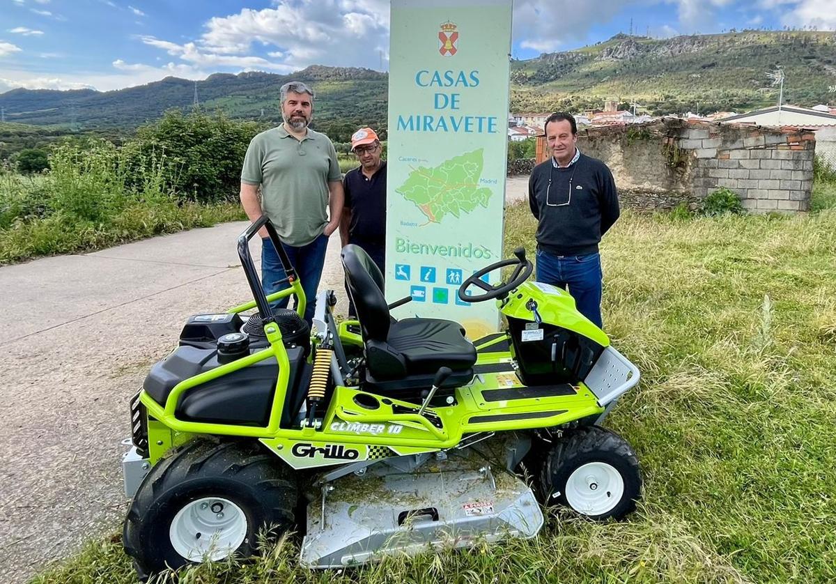 Casas de Miravete se dota de un nuevo equipo para prevenir los incendios forestales