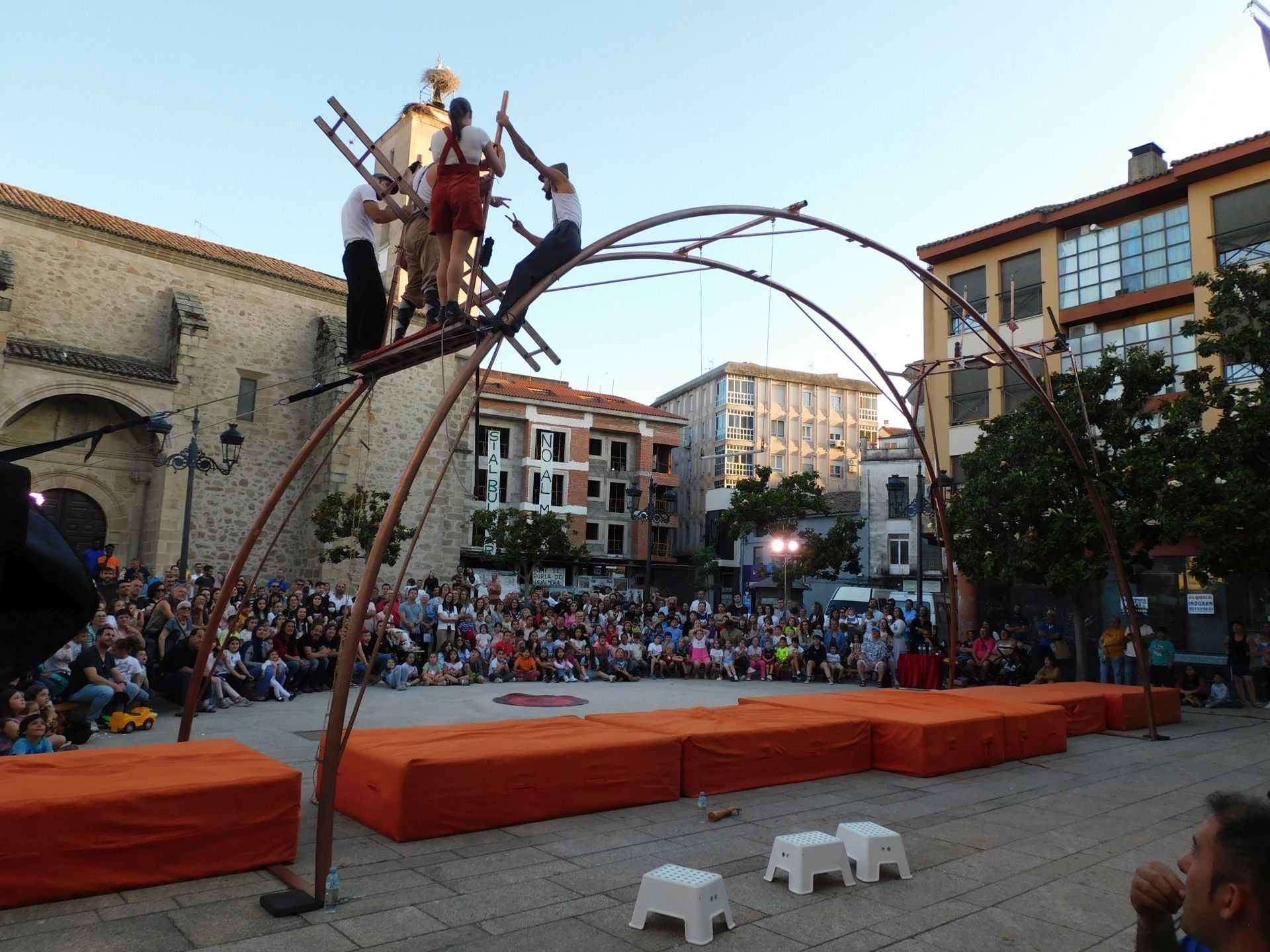 Kanbahiota el año pasado en la plaza de España de Navalmoral