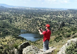 La XXI Ruta a Peñaflor reúne a un centenar de senderistas