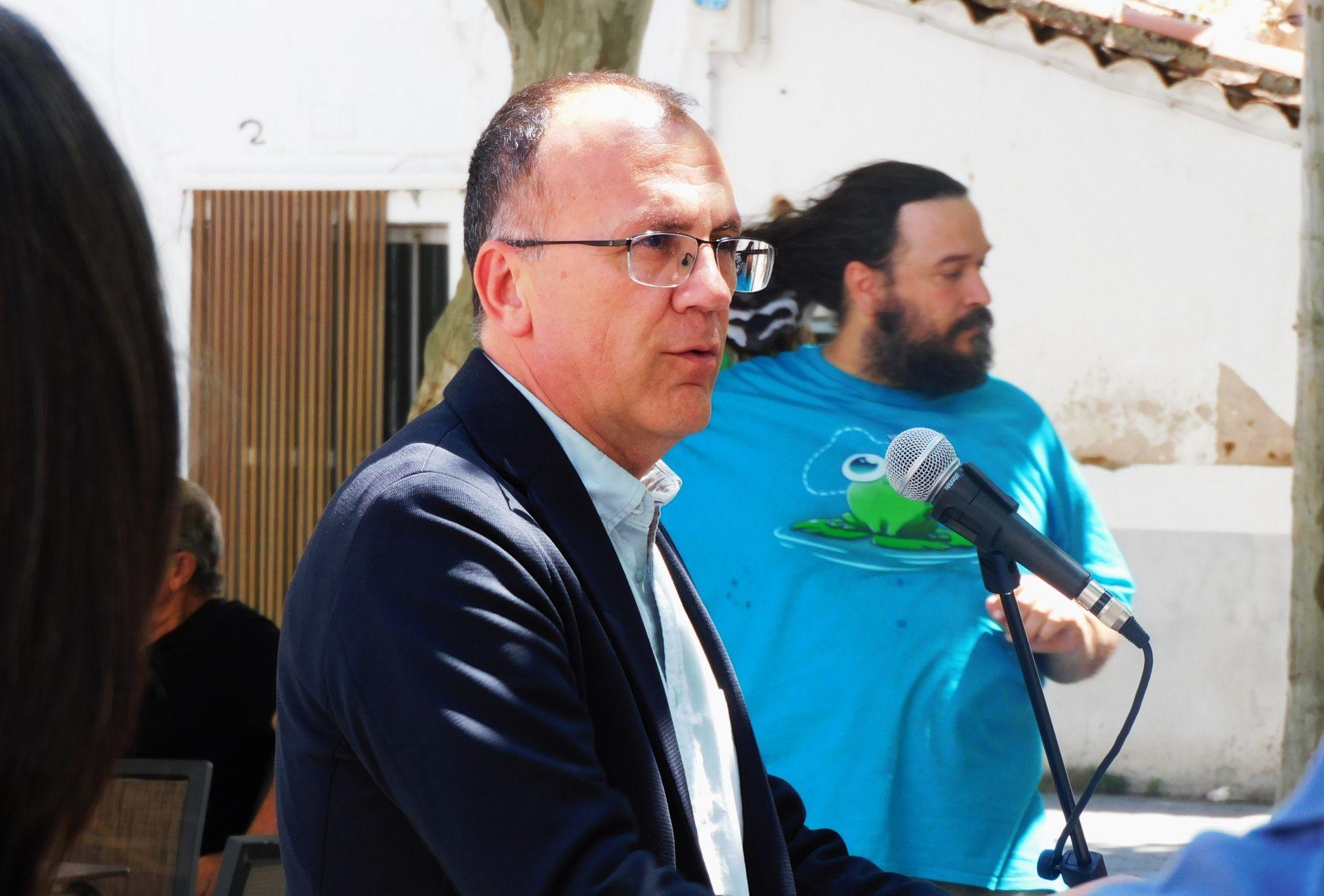 Claudio Favier Orendain recibe un cálido homenaje