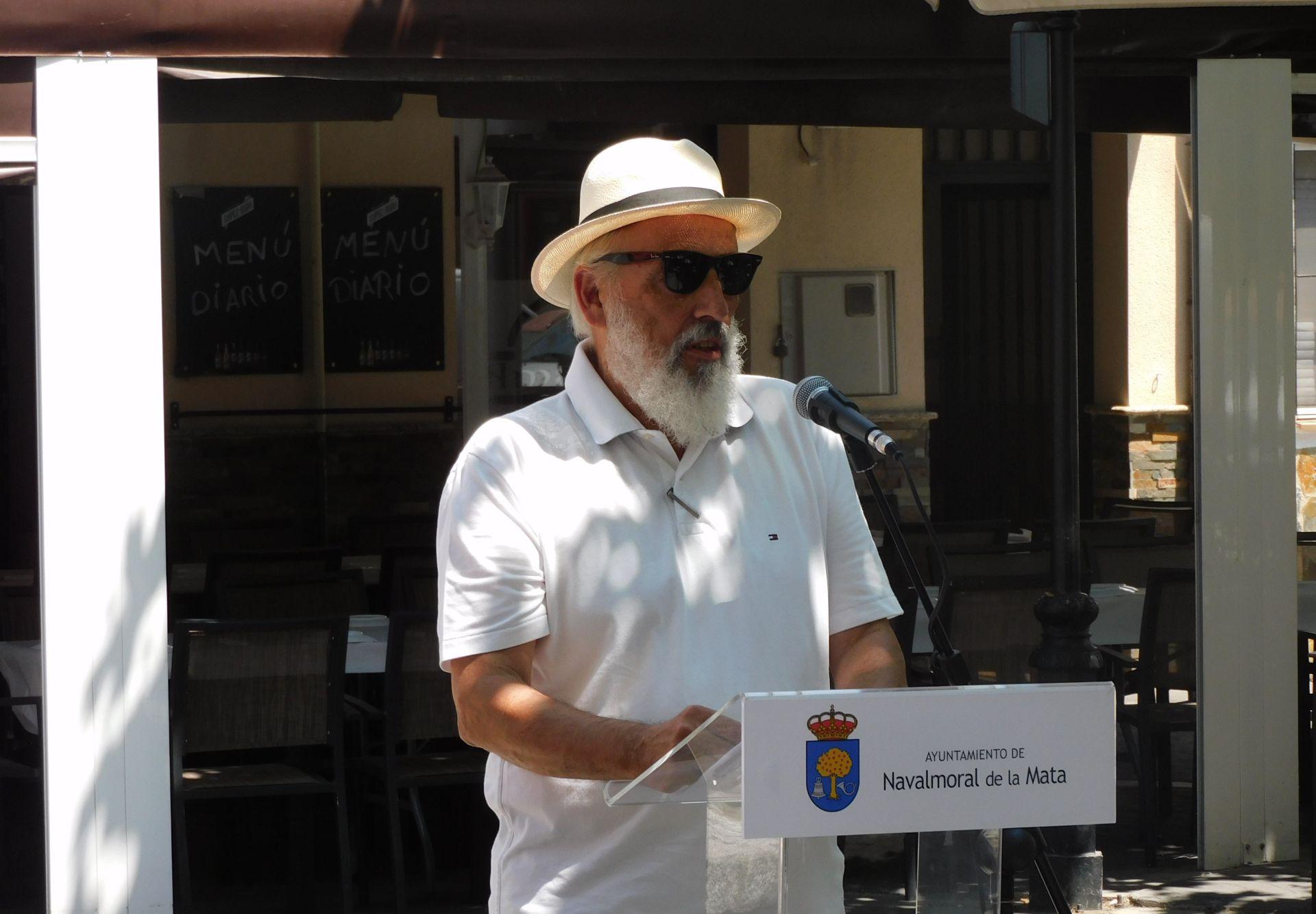 Claudio Favier Orendain recibe un cálido homenaje
