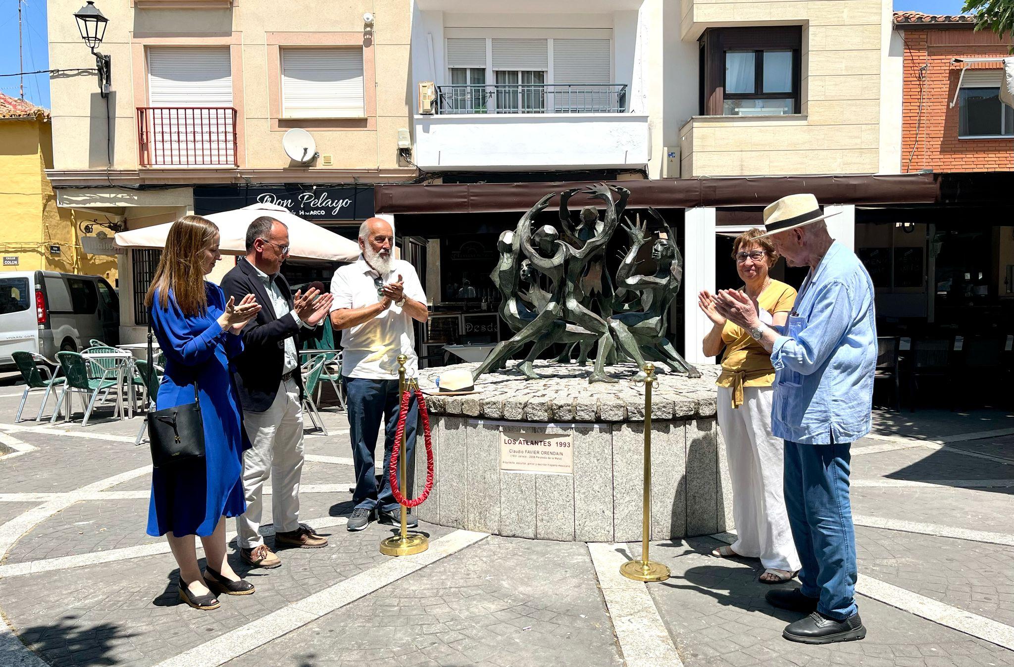 Claudio Favier Orendain recibe un cálido homenaje