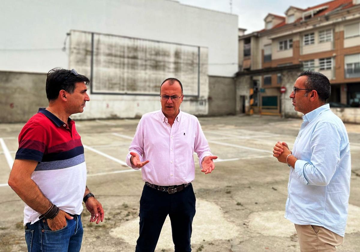 El parking provisional del cine Cruz Blanca empieza a funcionar el martes