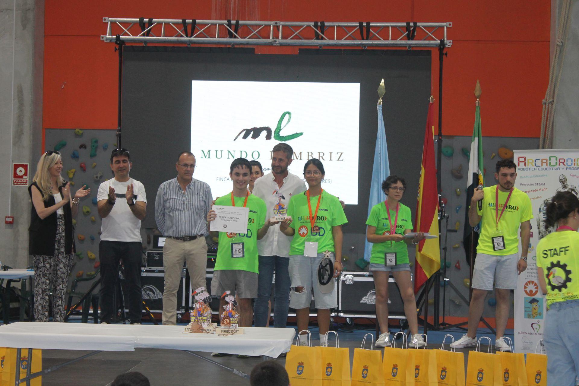 La robótica educativa 'toma' el pabellón Antonio Jara