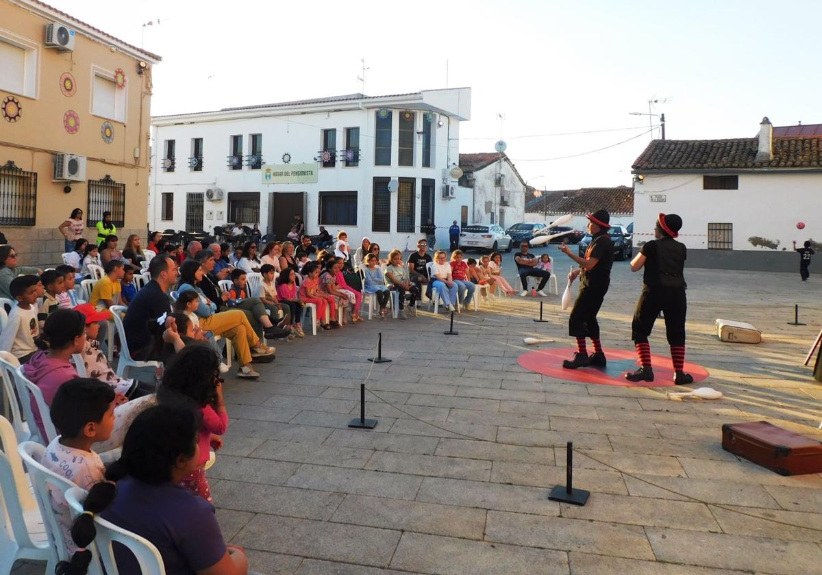 Cirko Psikario estuvo a mediados de mayo en Saucedilla