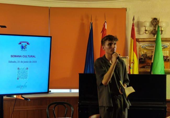 El joven poeta Alejandro Díaz-Delgado Menchero