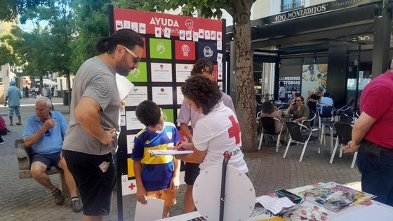 Cruz Roja saca a la calle la campaña 'No dejar a Nadie atrás'