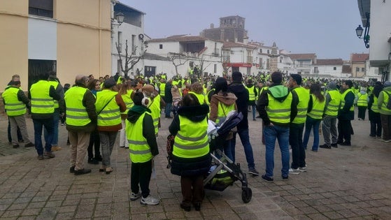 Los trabajadores de Almaraz instan a las empresas a solicitar la prórroga y al Gobierno a aceptarla