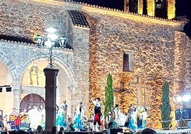 El Pucherino y Sal Morena protagonizarán el Festival Folklórico de Peraleda