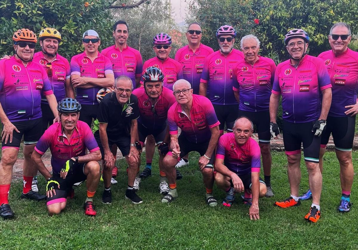 Participantes en la octava ruta Desahuciada