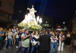 Regreso de la imagen de la patrona a la ermita