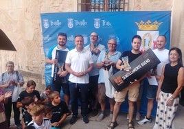 Entrega de premios a los primeros clasificados en absoluta