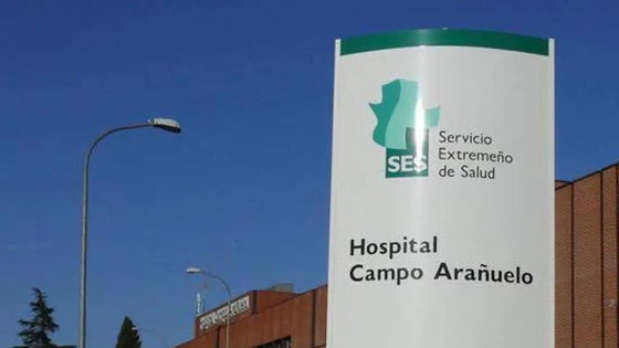 Grave una niña de 12 años tras una salida de vía en la A-5, a la altura de Almaraz