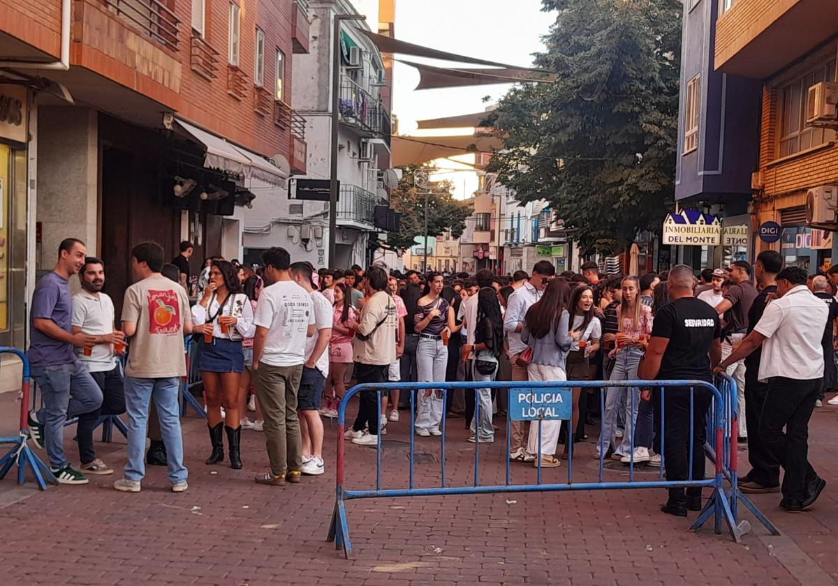 Ambiente en el peatonal en la tarde del viernes