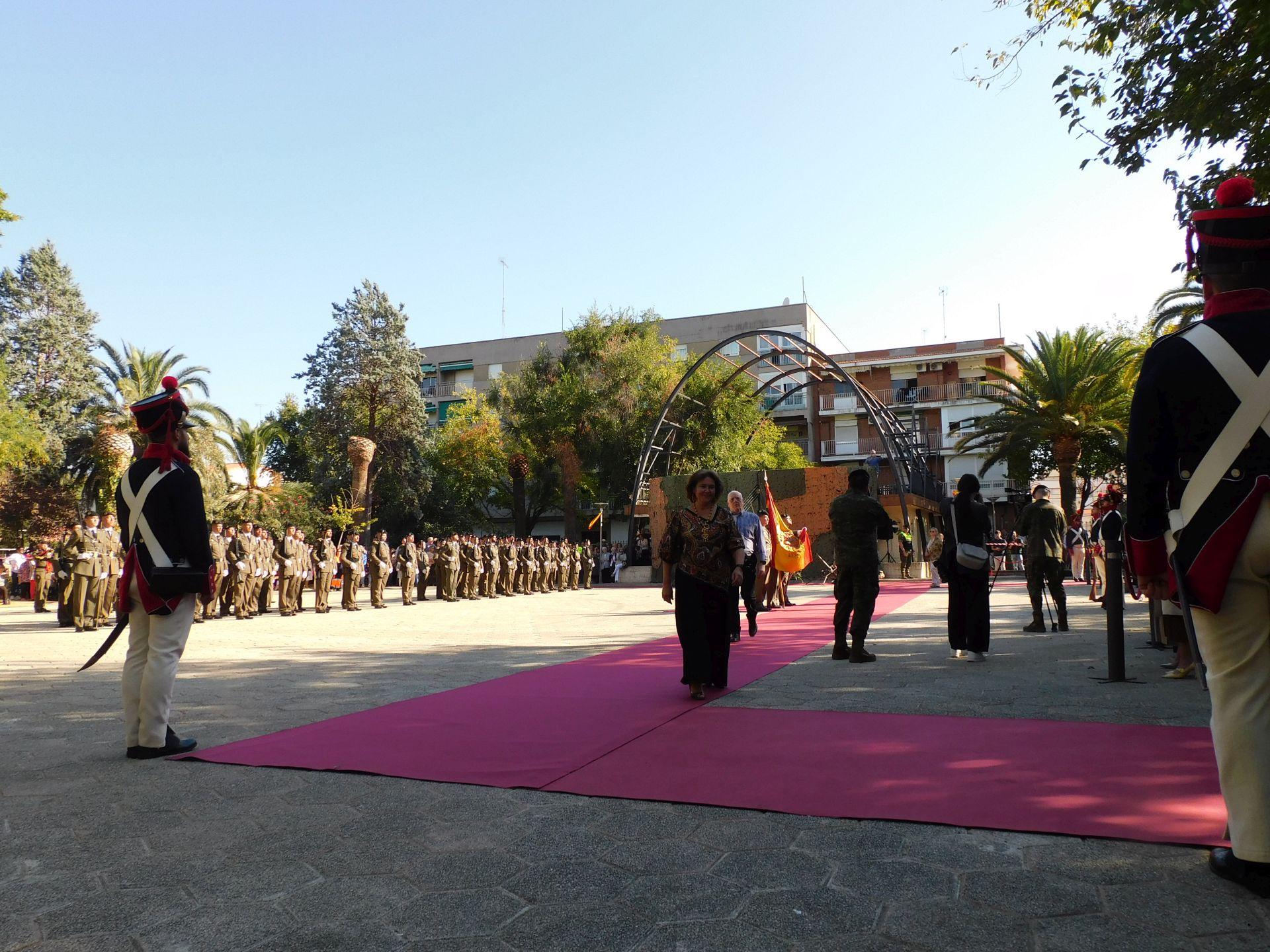Unos 200 &#039;jurandos&#039; protagonizan una emotiva jura de bandera para personal civil