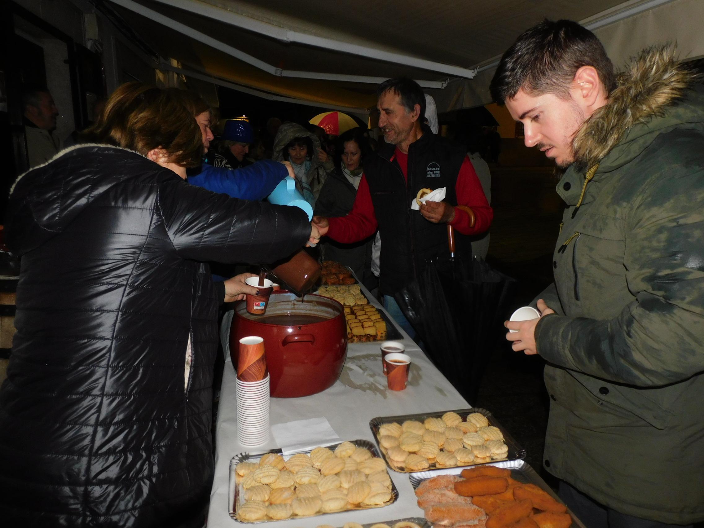Belvís y las Casas presumen de iluminación navideña especial
