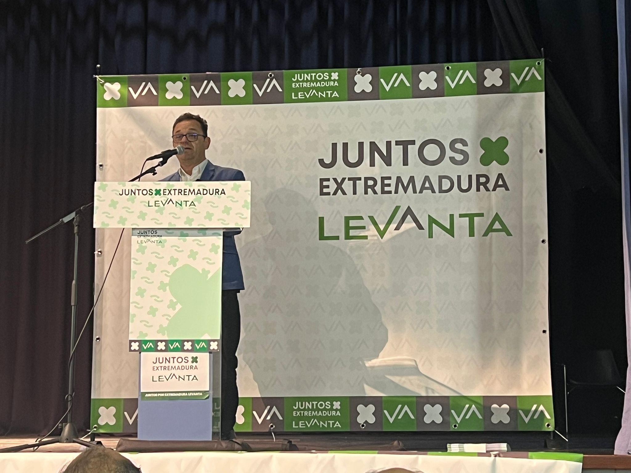 Raúl González, candidato de la coalición regionalista