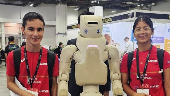 Cuatro extremeños en la cumbre de la robótica en Singapur