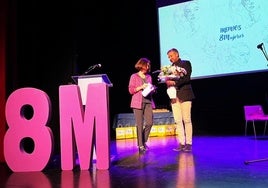 El año arranca con dos concursos literarios en marcha