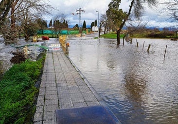 El temporal obliga cortar varias carreteras en la zona