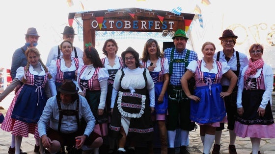Cerca de 150 grupos pasan por el 'Cómete el Carnavalmoral'