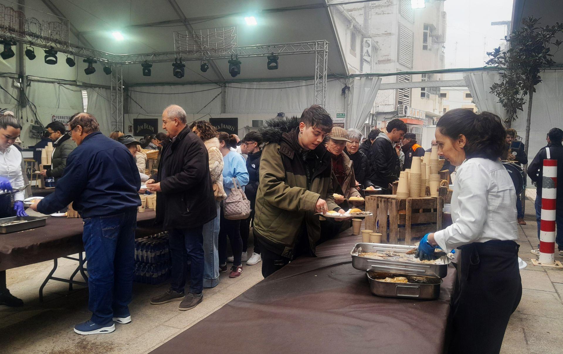 La sardina y los fuegos artificiales despiden, un año más, el Carnaval