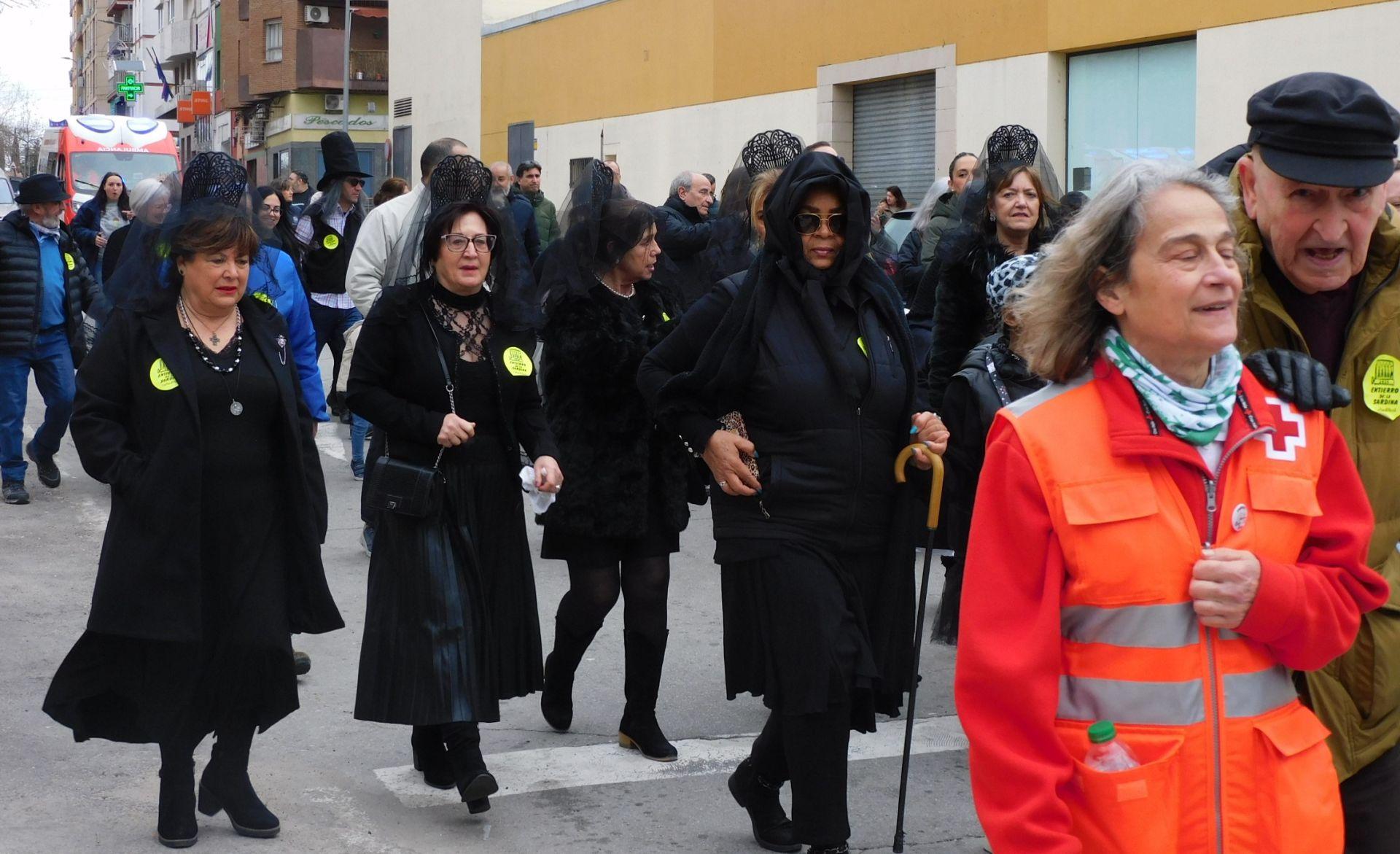 La sardina y los fuegos artificiales despiden, un año más, el Carnaval