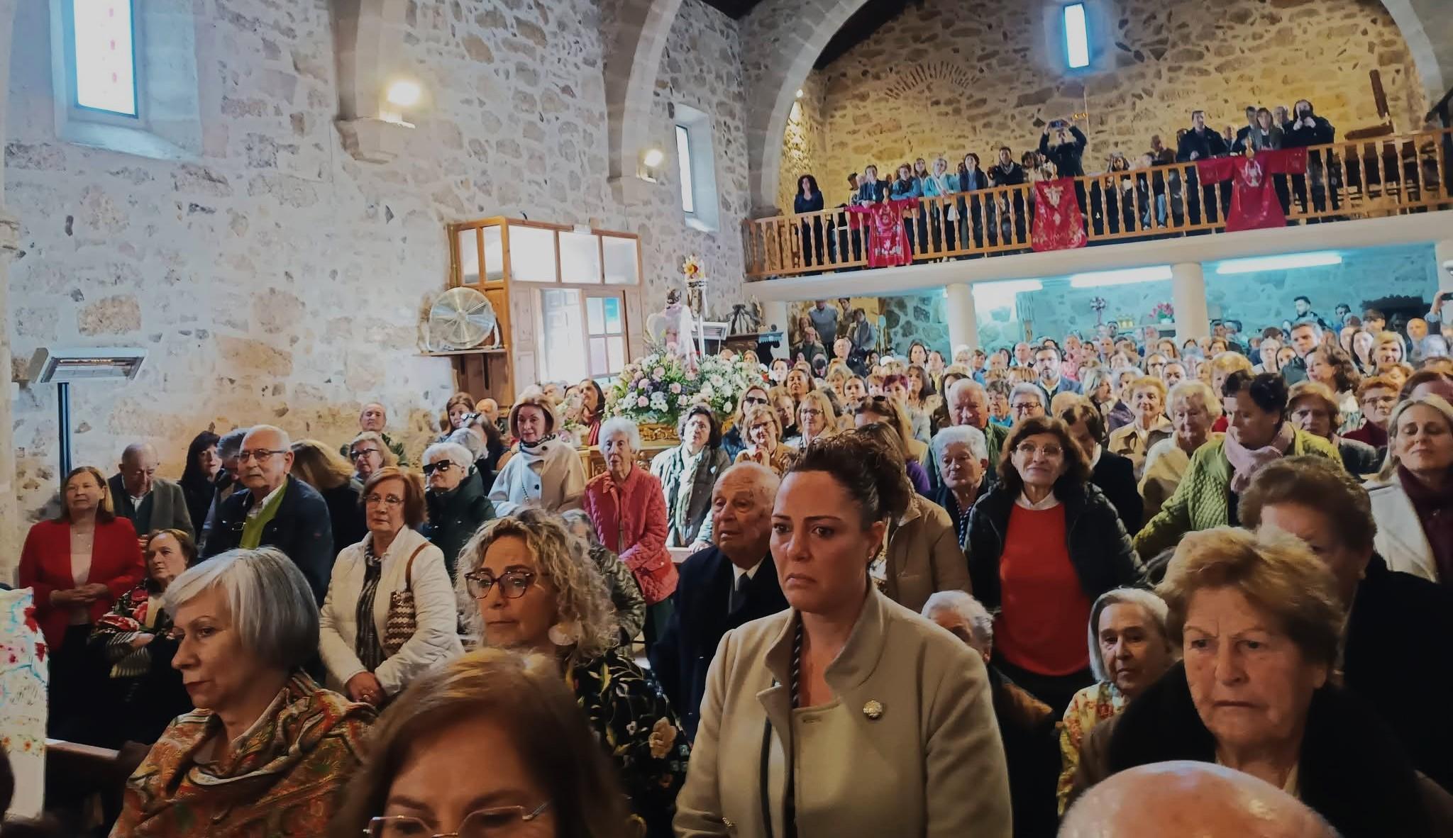 Valdehúncar brilla con el Ángel y el Cristo del Perdón