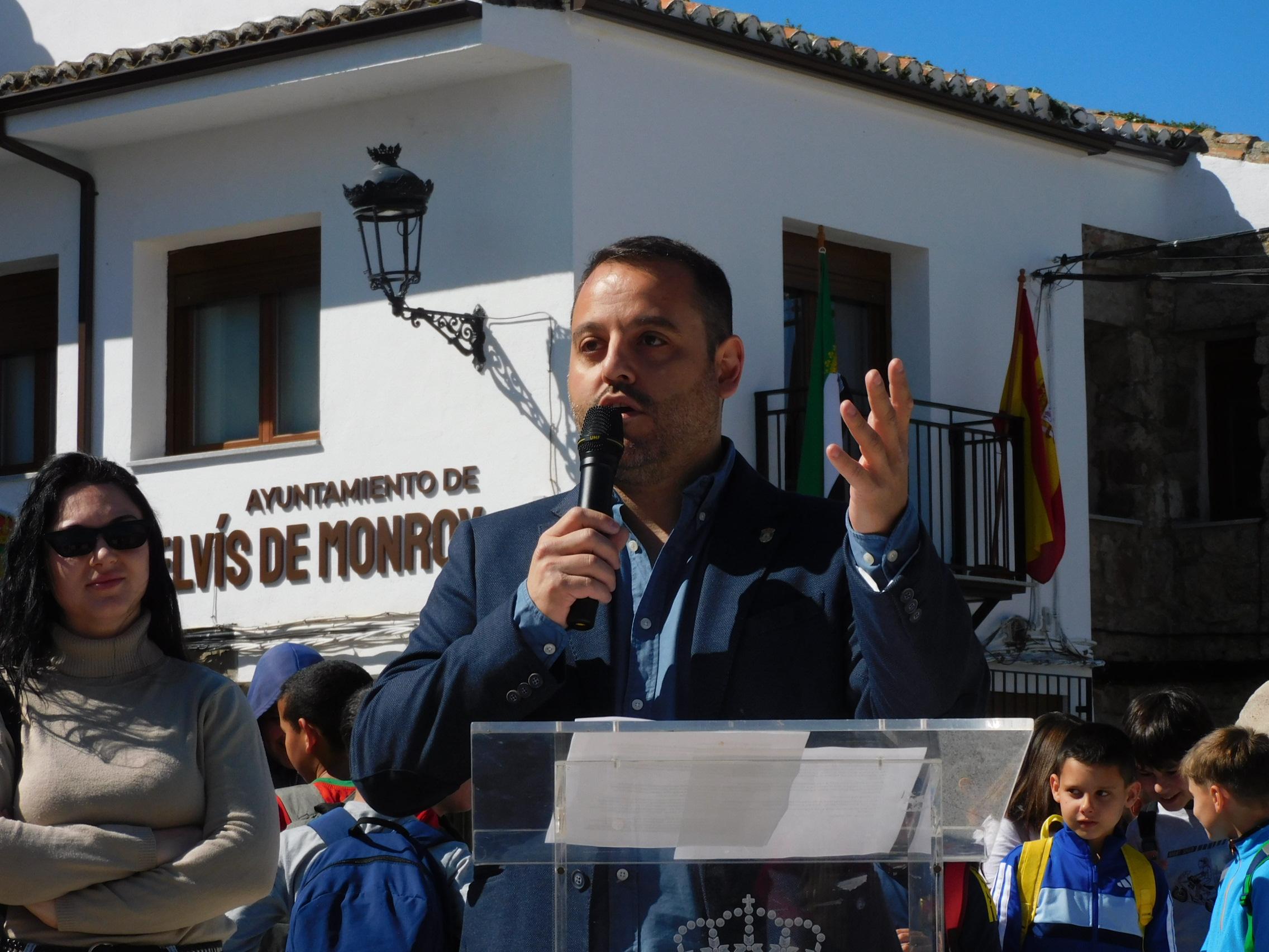 Belvís de Monroy inaugura un Ayuntamiento «cinco estrellas»