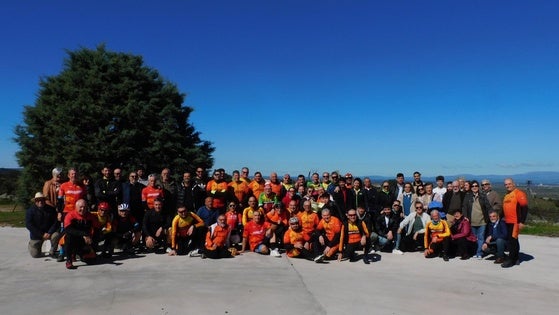 Emotivo homenaje de los Amigos de la Bici a Nicolás Rivero