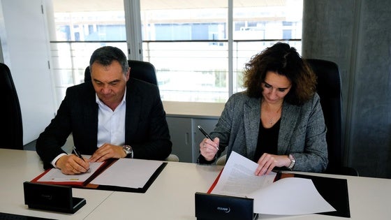 Enresa y AMAC darán a conocer en los entornos nucleares la gestión de los residuos radiactivos