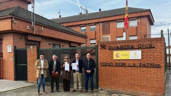 Rechazo mayoritario a que el Seprona se vaya de Casatejada
