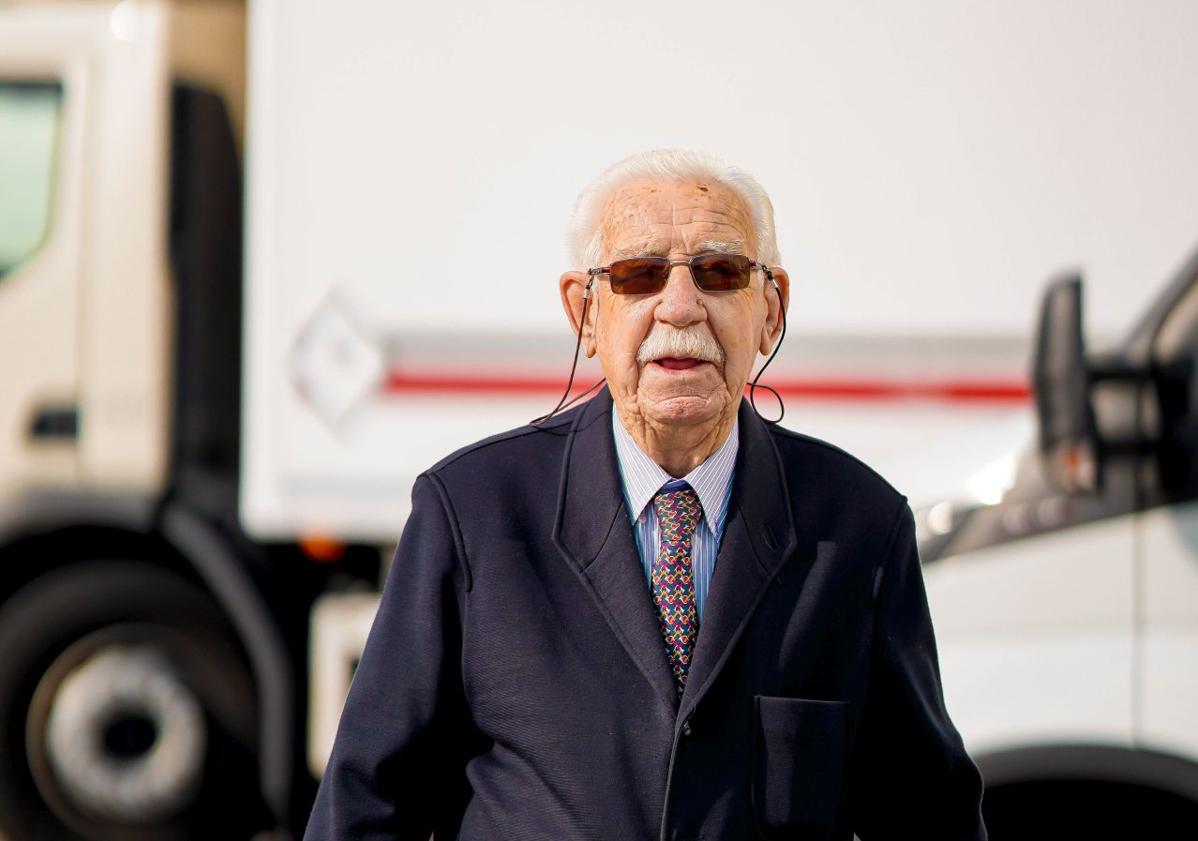 Imagen principal - Unicash, 75 años de compromiso y crecimiento acompañando a los profesionales de hostelería y alimentación