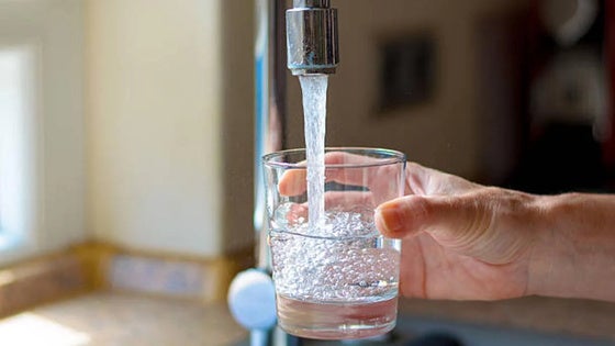 El agua suministrada a la población «cumple con todas las garantías sanitarias»