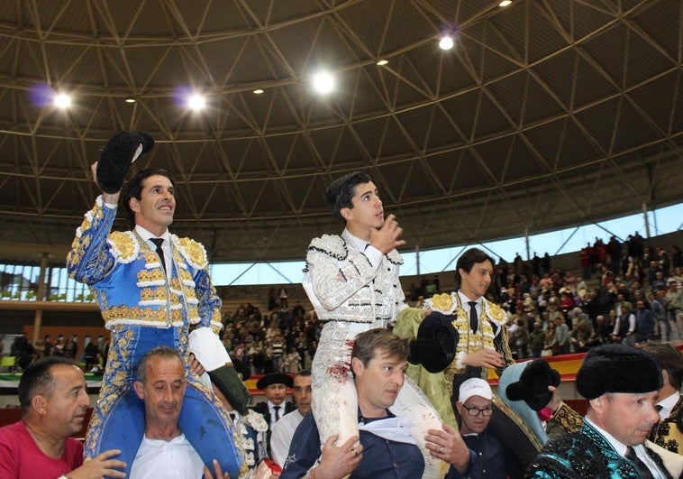 Talavante, Roca Rey y Marco Pérez, a hombros en Navalmoral