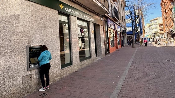 Caja Rural de Extremadura renueva sus instalaciones