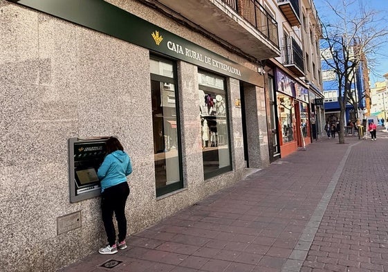 Caja Rural de Extremadura renueva sus instalaciones
