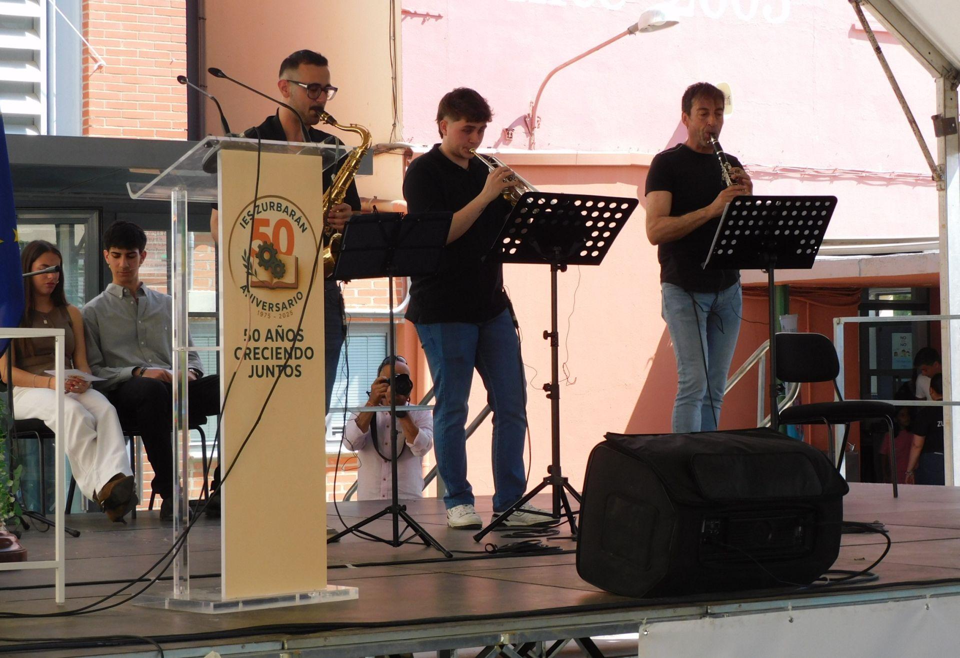 El IES Zurbarán celebra el acto central de su 50 aniversario