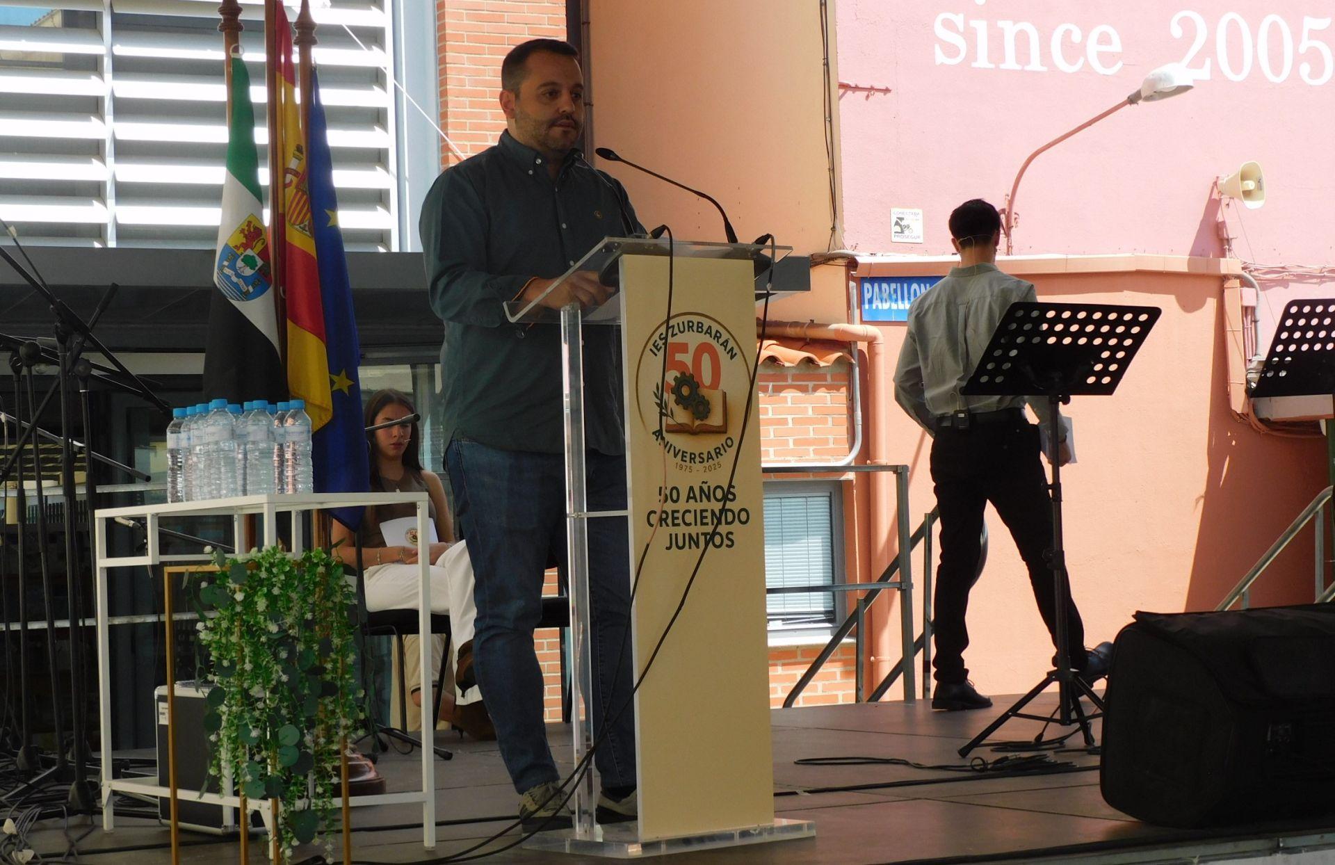 El IES Zurbarán celebra el acto central de su 50 aniversario