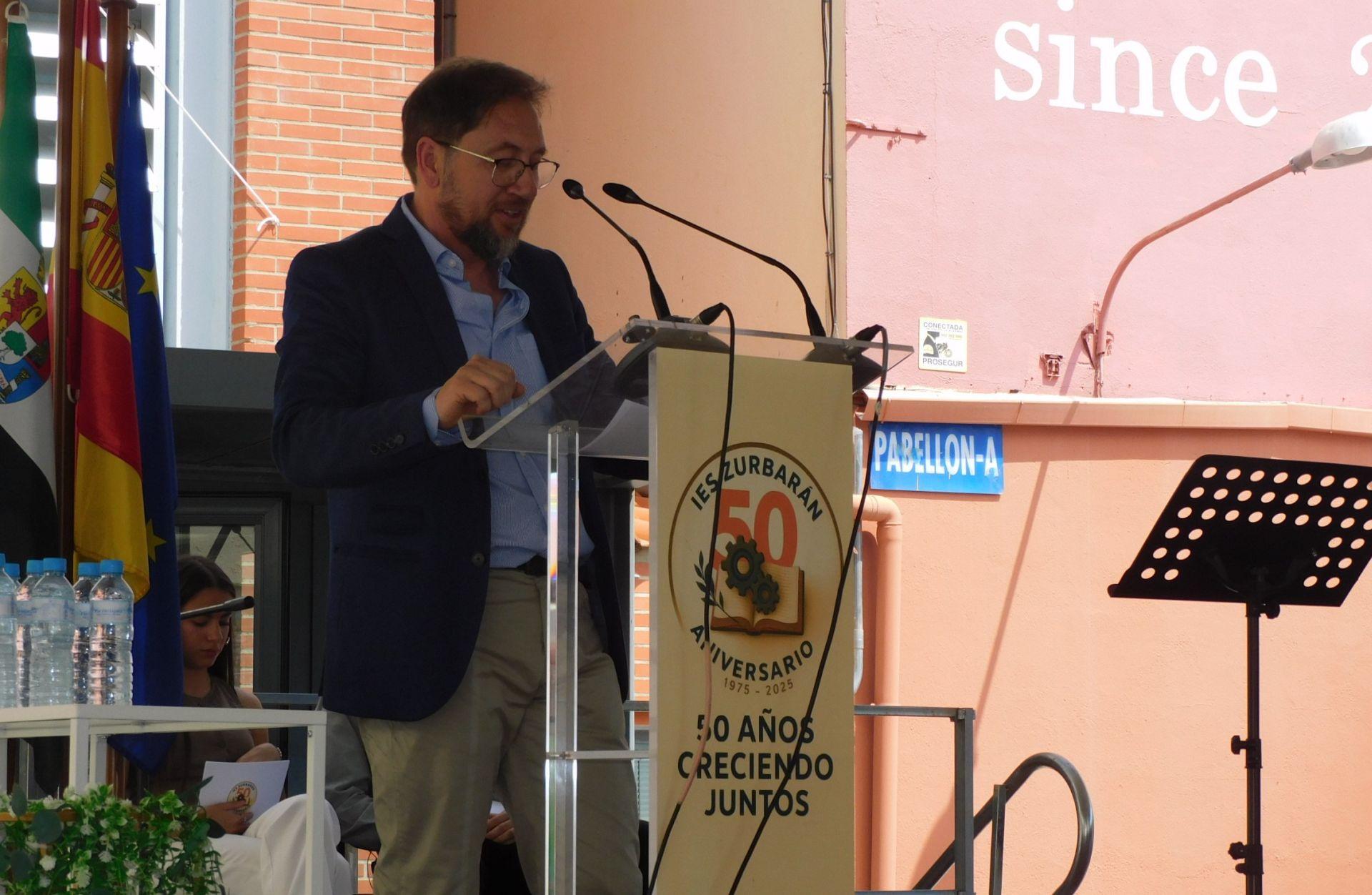 El IES Zurbarán celebra el acto central de su 50 aniversario