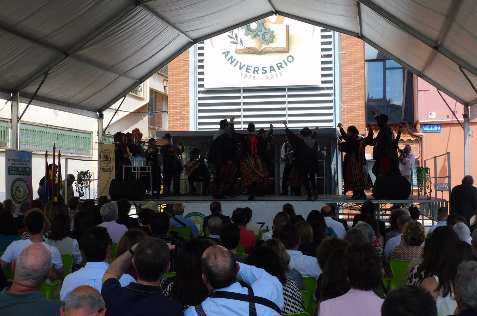 El IES Zurbarán celebra el acto central de su 50 aniversario